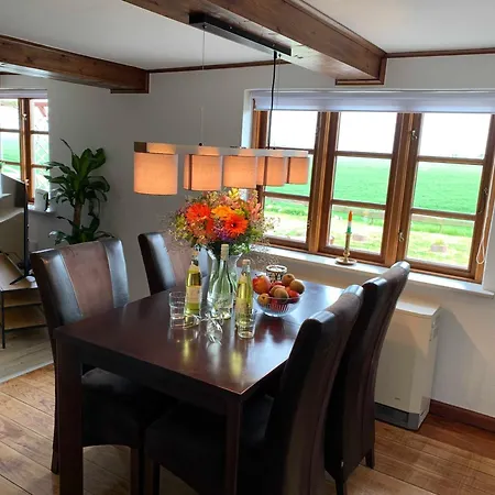 Dien To Huus * نوردستراند